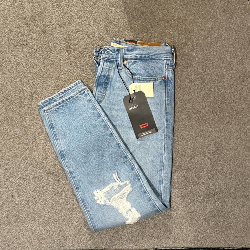 Levis Wedgie Style Jeans